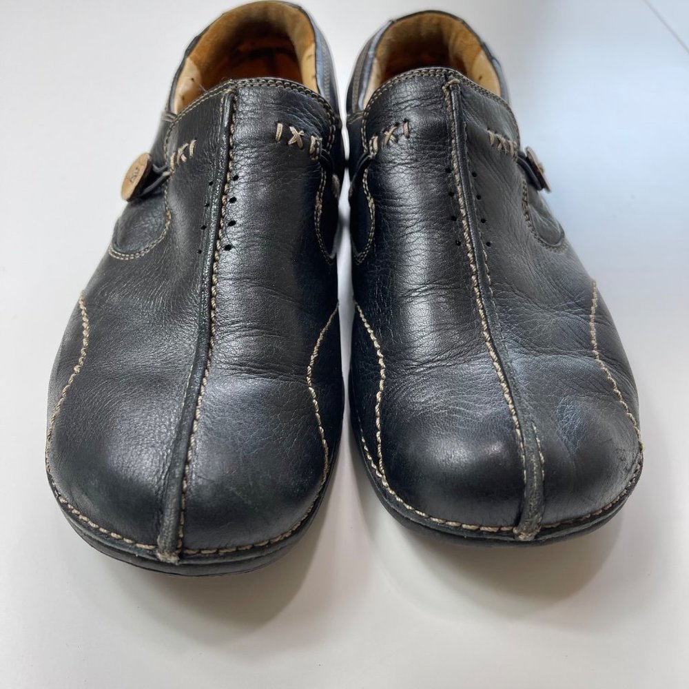 Clarks Un-Structured Womens Loafers Black Round Toe Button Slip On 85071 US 7.5 - Picture 2 of 11